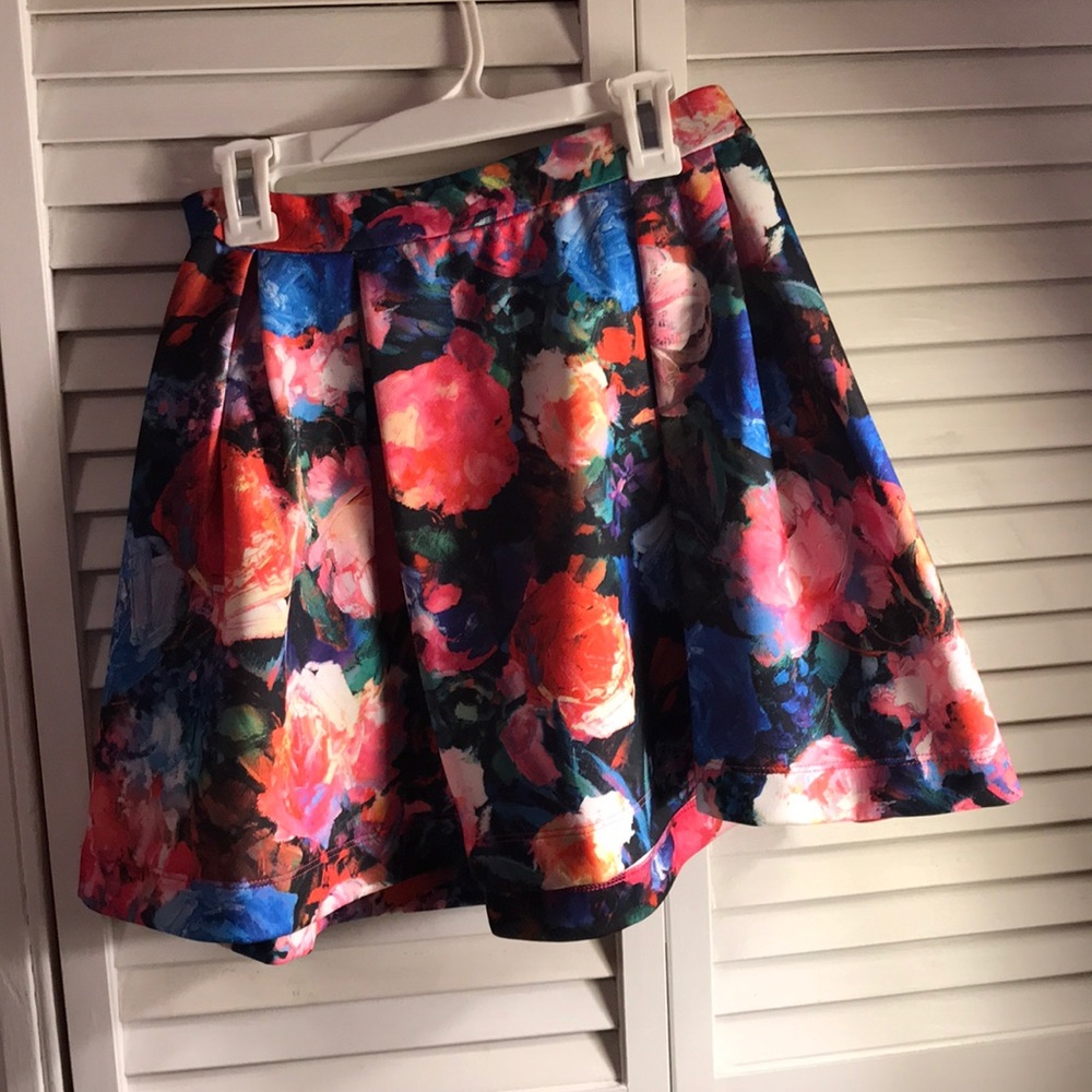 Express Floral Skirt